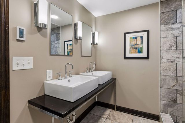 5051 Lyndale Avenue S, Minneapolis, MN 55419