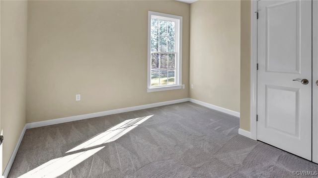3323 Rock Creek Villa Dr, Quinton, VA 23141