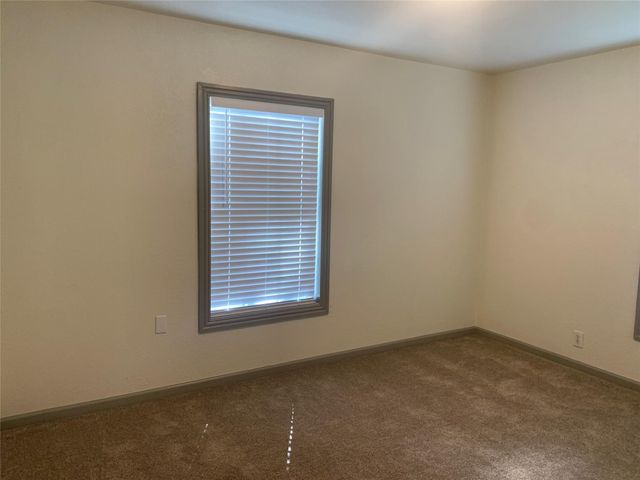 507 Magnolia Street, Lake Jackson, TX 77566