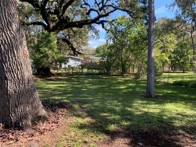 507 Magnolia Street, Lake Jackson, TX 77566