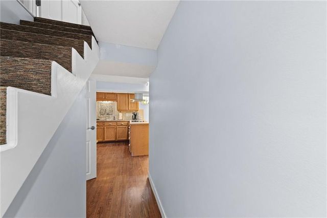 17307 E Courtney Atherton Road, Independence, MO 64058
