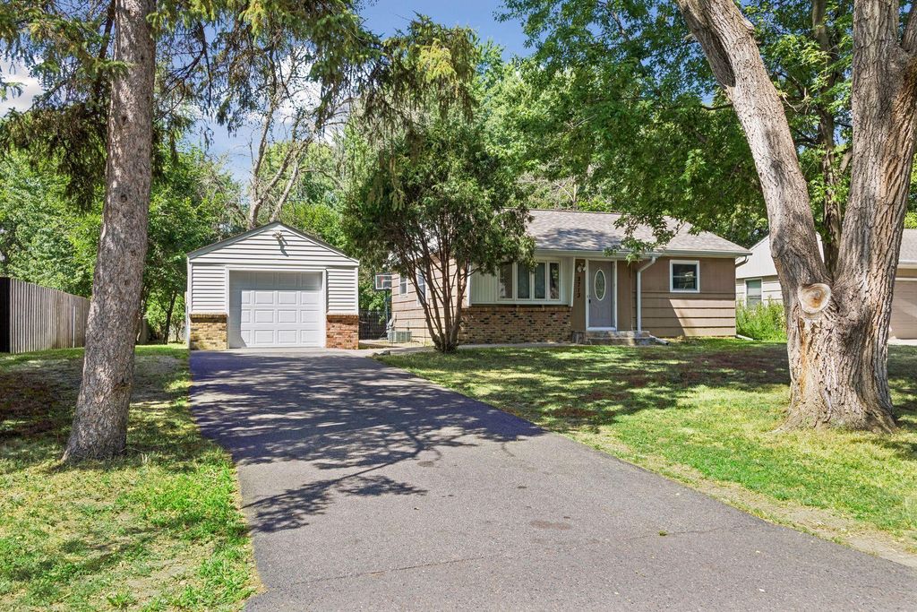 3713 Van Dyke Street, White Bear Lake, MN 55110 — exterior