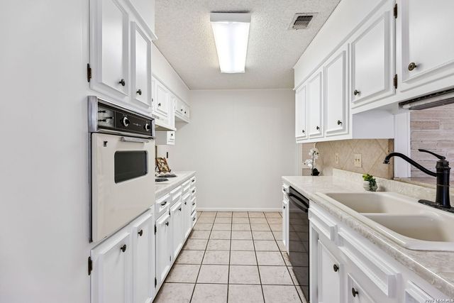 3619 Mapleton, San Antonio, TX 78230