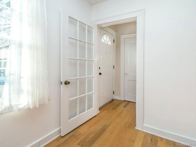 25 Princeton Street, Williston Park, NY 11596