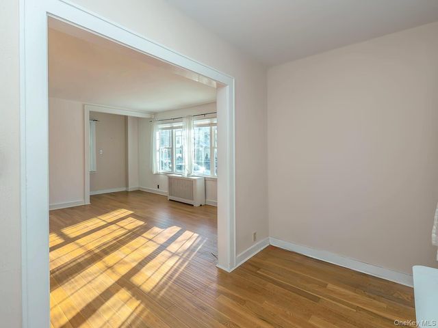 25 Princeton Street, Williston Park, NY 11596