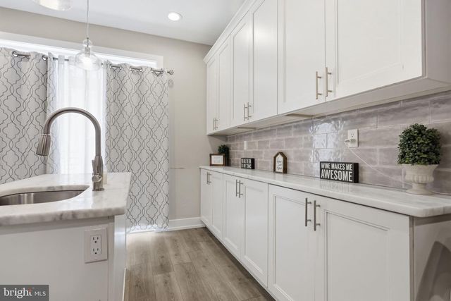 1411 S TAYLOR ST, Philadelphia, PA 19146