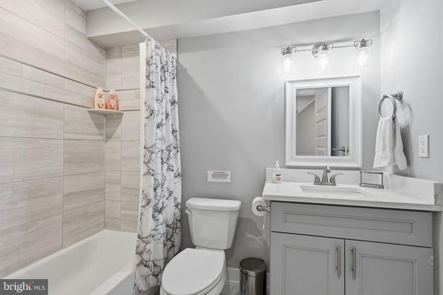 1411 S TAYLOR ST, Philadelphia, PA 19146