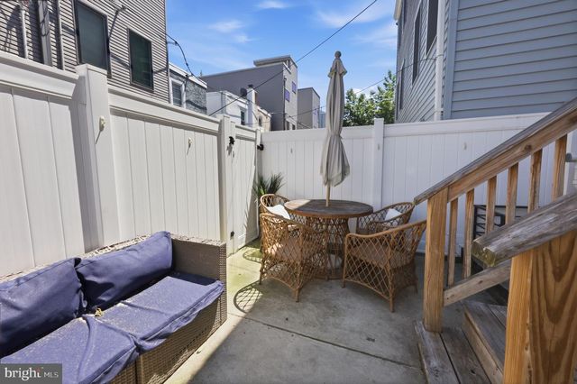 1411 S TAYLOR ST, Philadelphia, PA 19146