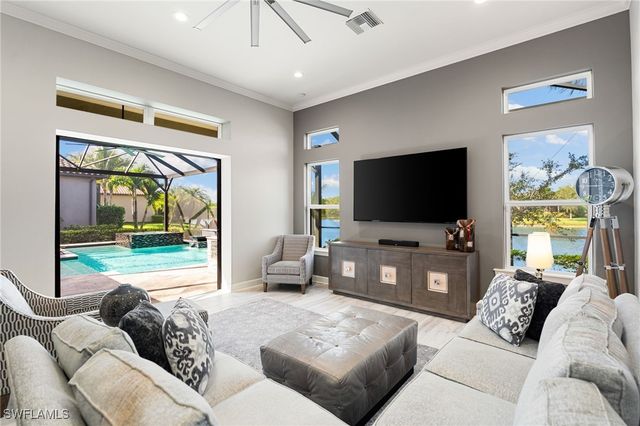 3445 Wellfleet LN, Naples, FL 34114