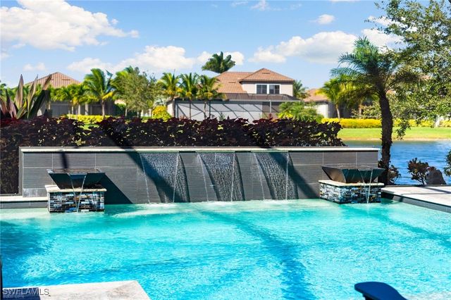 3445 Wellfleet LN, Naples, FL 34114