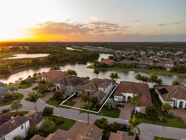 3445 Wellfleet LN, Naples, FL 34114
