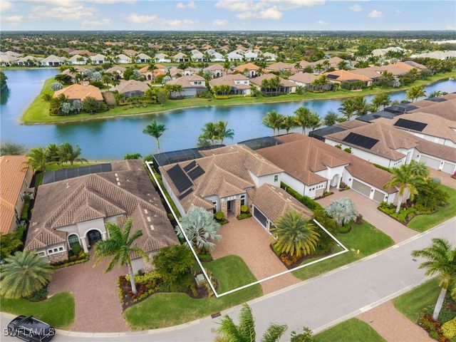 3445 Wellfleet LN, Naples, FL 34114