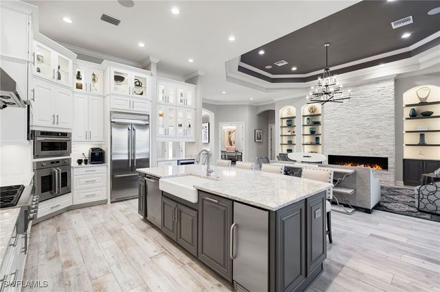 3445 Wellfleet LN, Naples, FL 34114