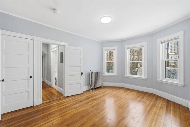 111 Dustin St 111, Boston, MA 02135