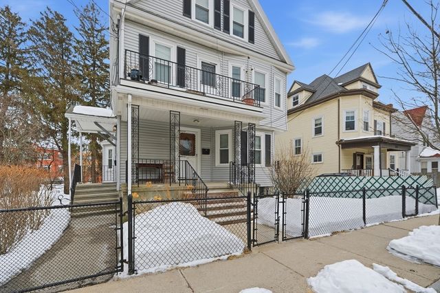 111 Dustin St 111, Boston, MA 02135