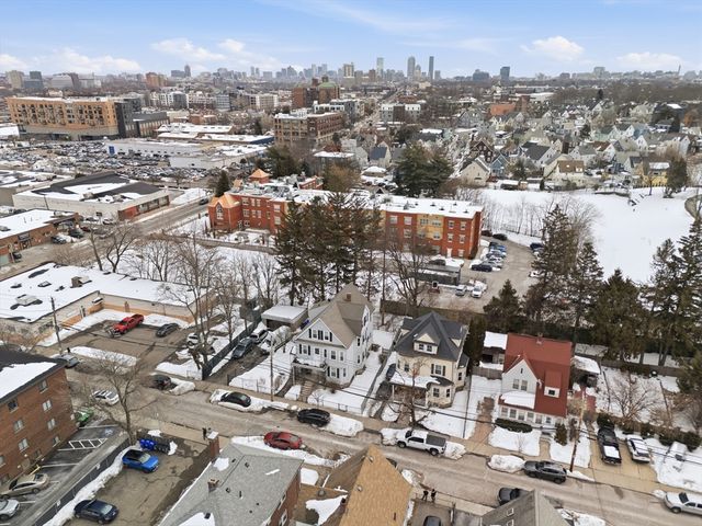 111 Dustin St 111, Boston, MA 02135