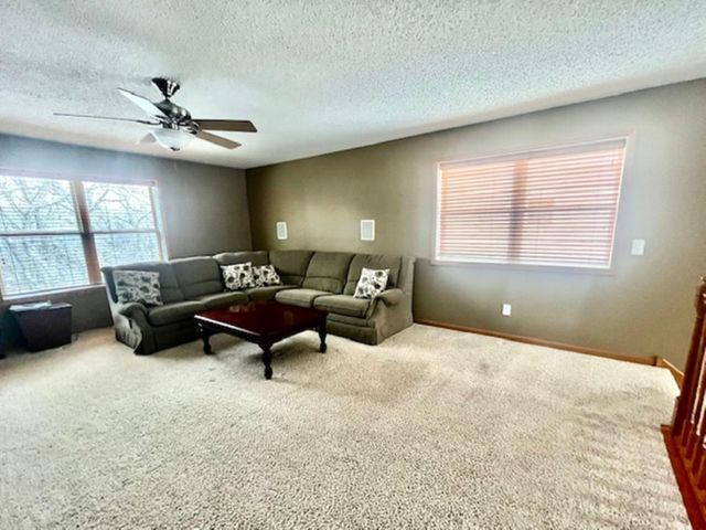 969 Creekwood Drive N, Champlin, MN 55316