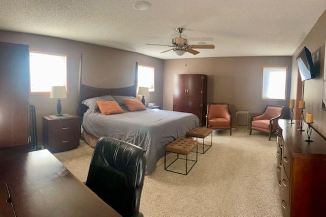 969 Creekwood Drive N, Champlin, MN 55316