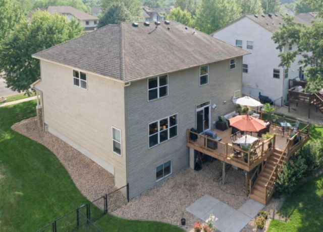 969 Creekwood Drive N, Champlin, MN 55316