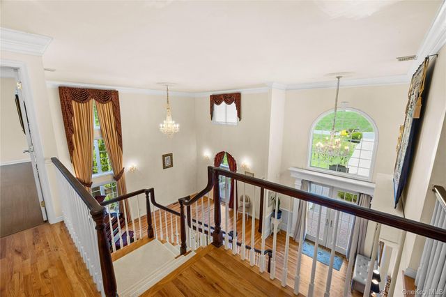 3 Dover Court, Wading River, NY 11792