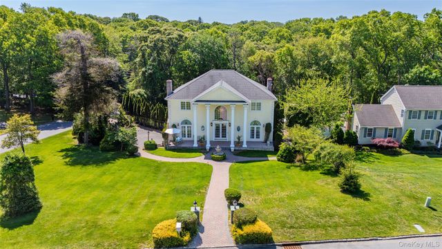3 Dover Court, Wading River, NY 11792