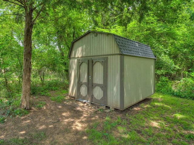 18591 308th Street, Norman, OK 73072