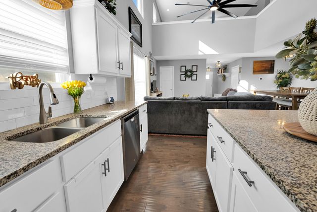 506 S Gauge Street, Willard, MO 65781