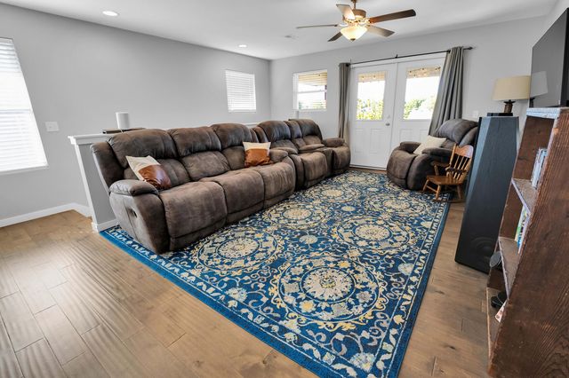 506 S Gauge Street, Willard, MO 65781