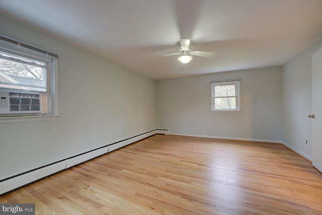 6504 BALTIMORE, Hyattsville, MD 20782