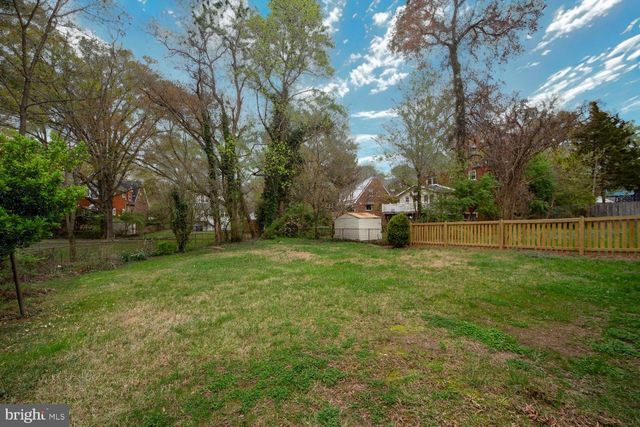 6504 BALTIMORE, Hyattsville, MD 20782