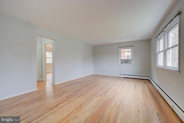 6504 BALTIMORE, Hyattsville, MD 20782