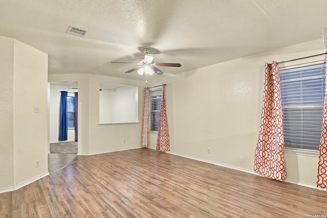 8119 Thicket Pass, San Antonio, TX 78254