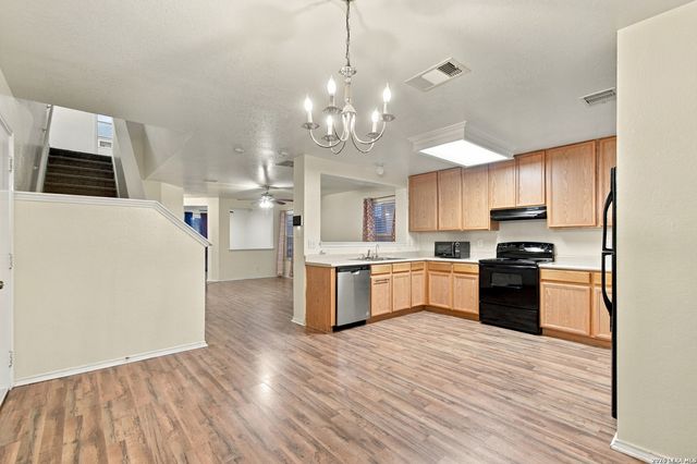 8119 Thicket Pass, San Antonio, TX 78254