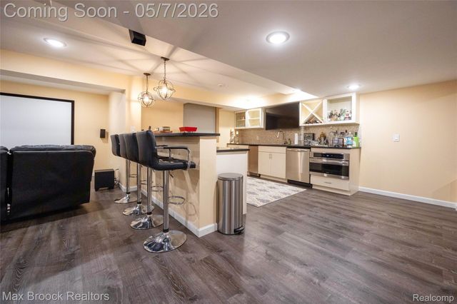 22462 Cyprus Drive, Northville, MI 48167