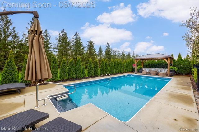 22462 Cyprus Drive, Northville, MI 48167