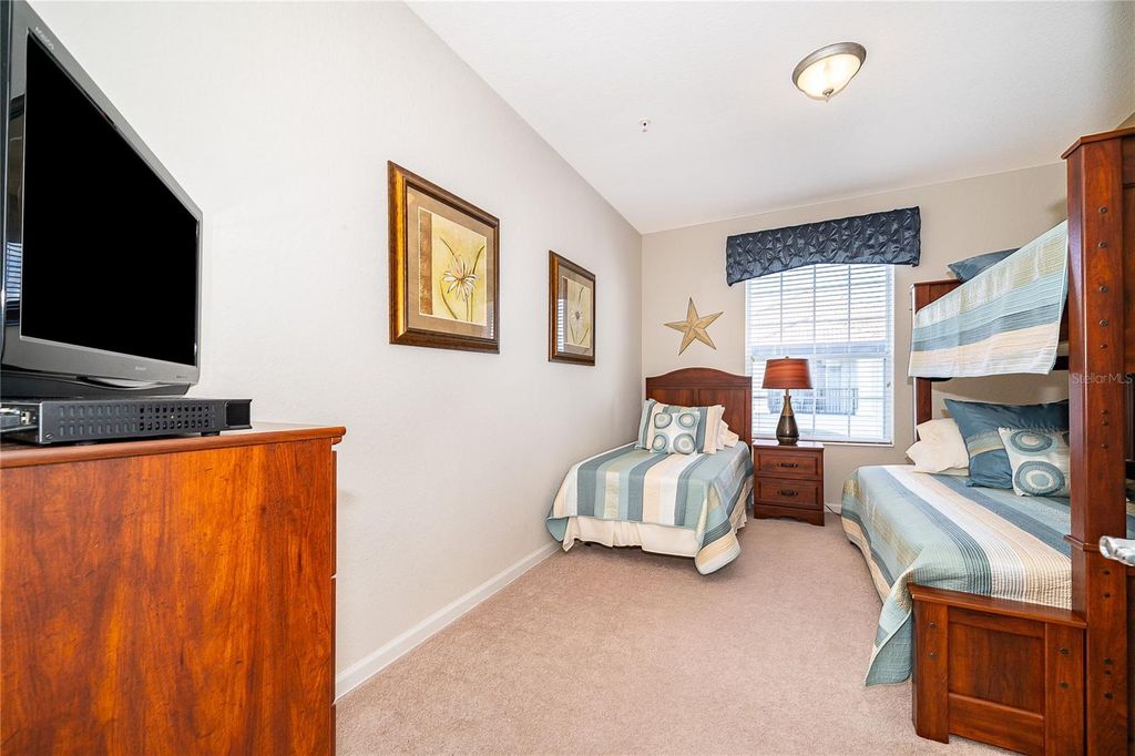 Image 27 of property listing at 4102 BREAKVIEW DRIVE 40203, Orlando, FL 32819