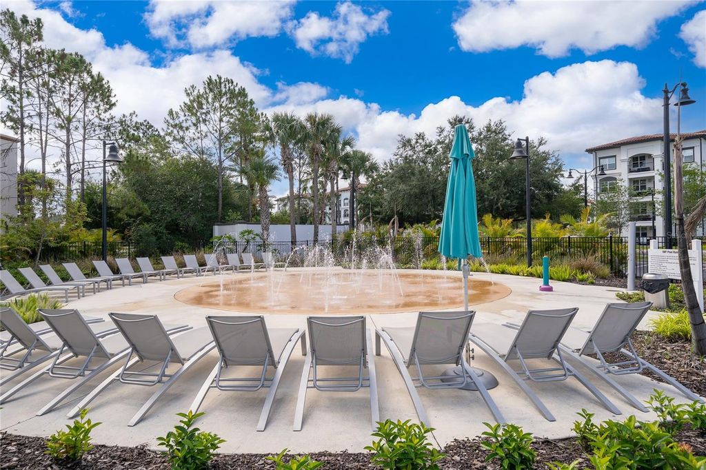 Image 34 of property listing at 4102 BREAKVIEW DRIVE 40203, Orlando, FL 32819