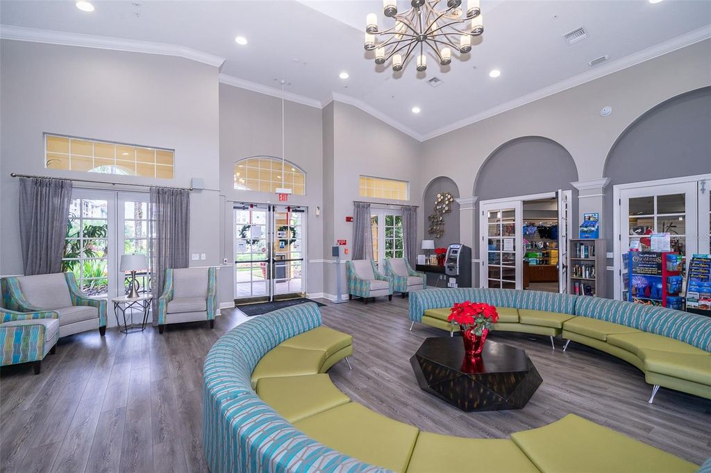 Image 41 of property listing at 4102 BREAKVIEW DRIVE 40203, Orlando, FL 32819