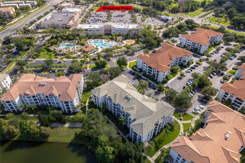Image 8 of property listing at 4102 BREAKVIEW DRIVE 40203, Orlando, FL 32819