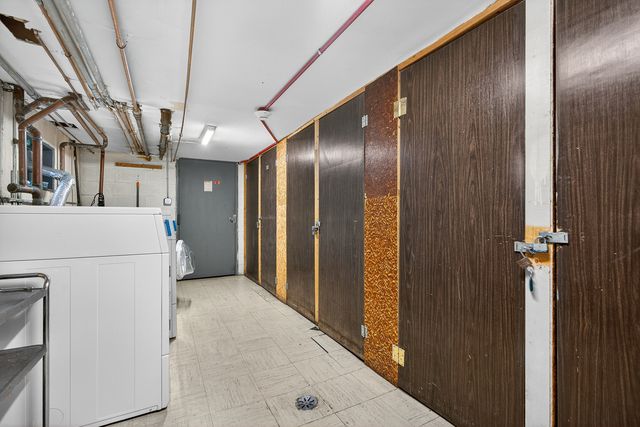 7218 W Wrightwood Avenue 111, Elmwood Park, IL 60707