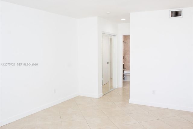 7860 Camino Real L-406, Miami, FL 33143