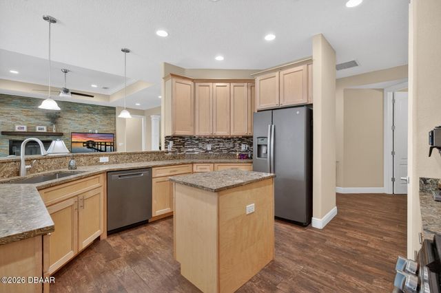 1806 Glenwood Oaks Lane, Deland, FL 32720