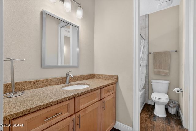 1806 Glenwood Oaks Lane, Deland, FL 32720