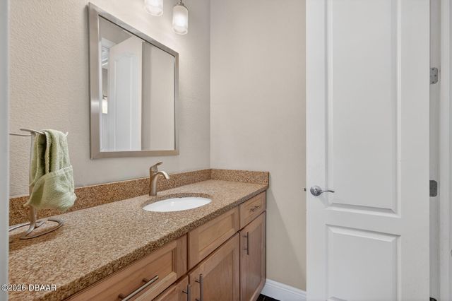 1806 Glenwood Oaks Lane, Deland, FL 32720