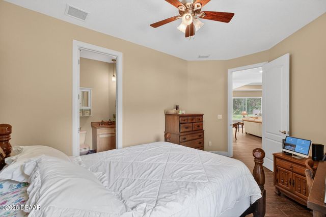 1806 Glenwood Oaks Lane, Deland, FL 32720
