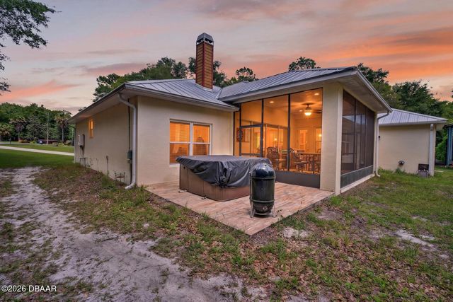 1806 Glenwood Oaks Lane, Deland, FL 32720