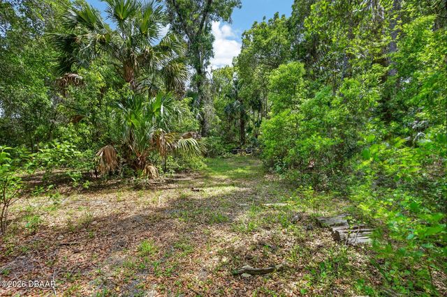 1806 Glenwood Oaks Lane, Deland, FL 32720