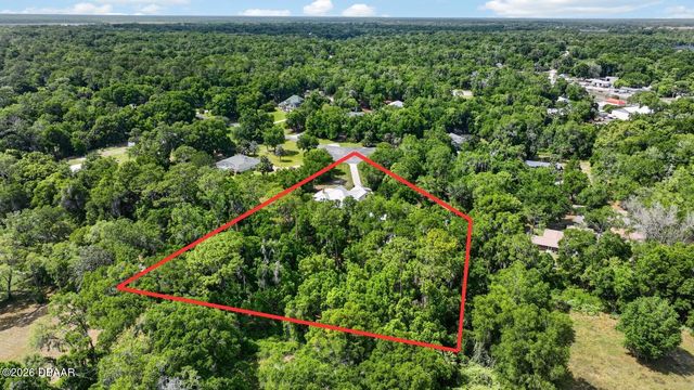 1806 Glenwood Oaks Lane, Deland, FL 32720