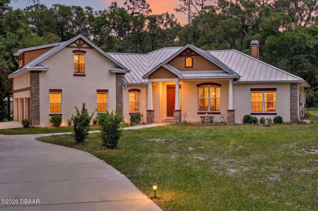 1806 Glenwood Oaks Lane, Deland, FL 32720