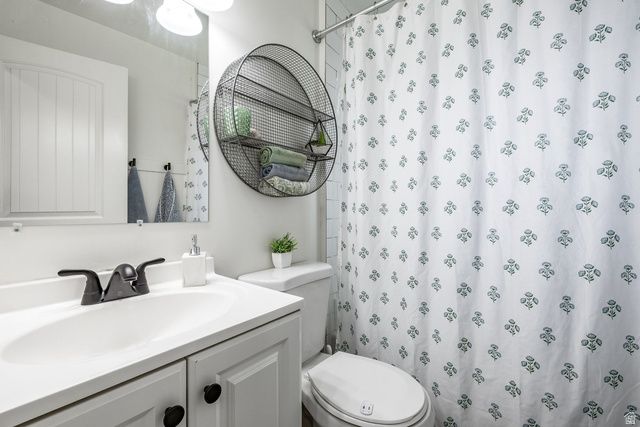 5940 S 2625 W, Roy, UT 84067